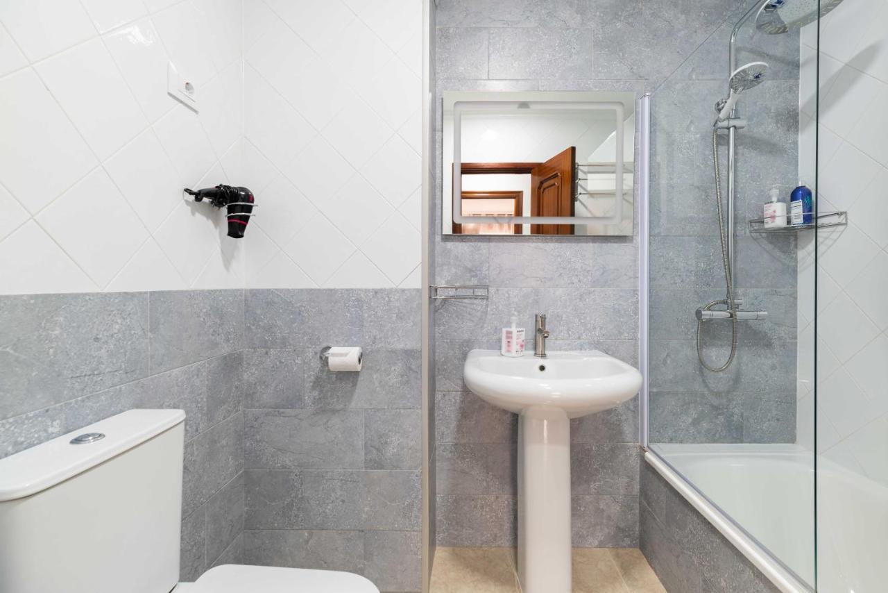 Ferienwohnung Apartamento Espacioso Cerca De La Playa Con Aire Acondicionado Moaña Exterior foto